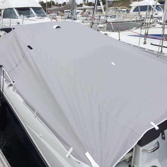 Purchase Flat cover for Jeanneau Cap Camarat 7.5 WA S2 deck