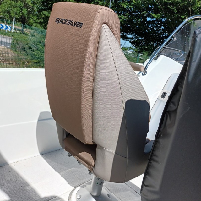 Purchase Pilot seat cover Quicksilver Activ 675 Open / Activ 595 Cabin / ...