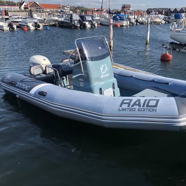Purchase Rear Seat Cushion Starboard Zodiac Pro Open 550