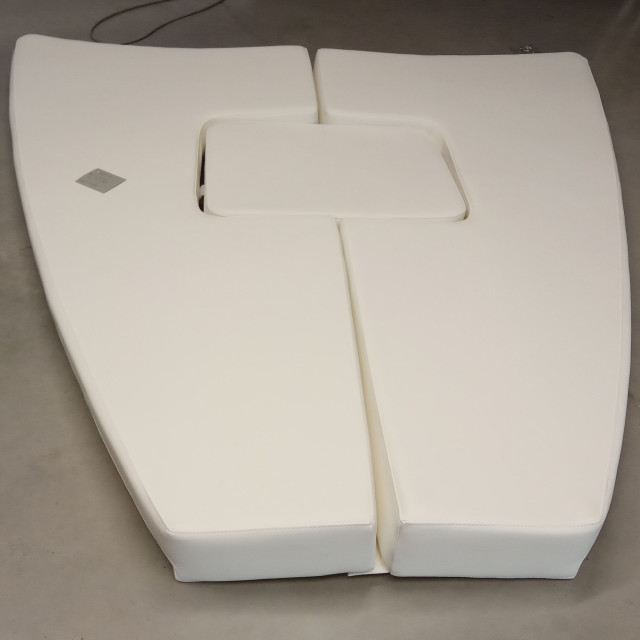 Purchase Sun lounger cushion Bénéteau Flyer 701