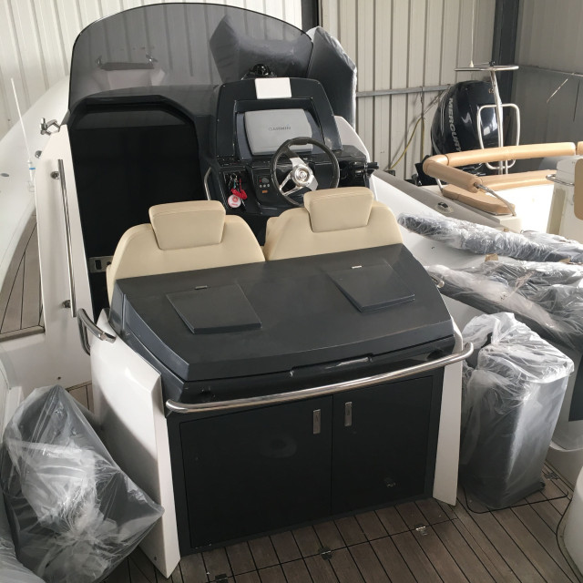 Purchase Pilot seat cover Strider 11 bags