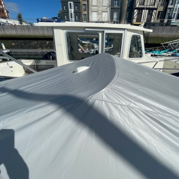 Purchase Flat cover for Jeanneau Cap Camarat 6.5 CC S3 deck