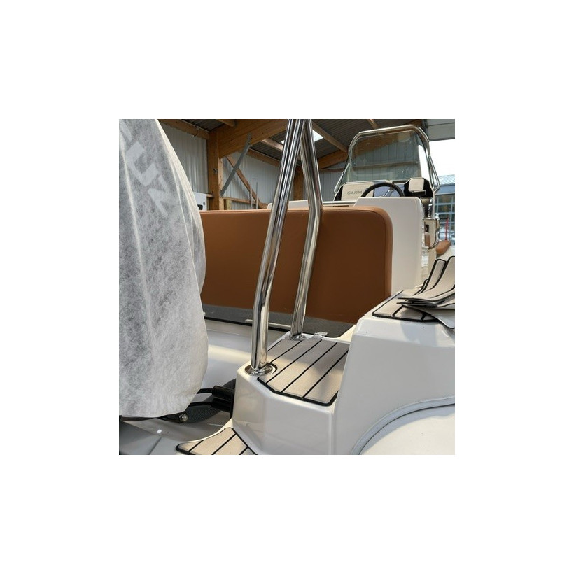 Purchase Zodiac Medline 5.8 Rear Seat Cover