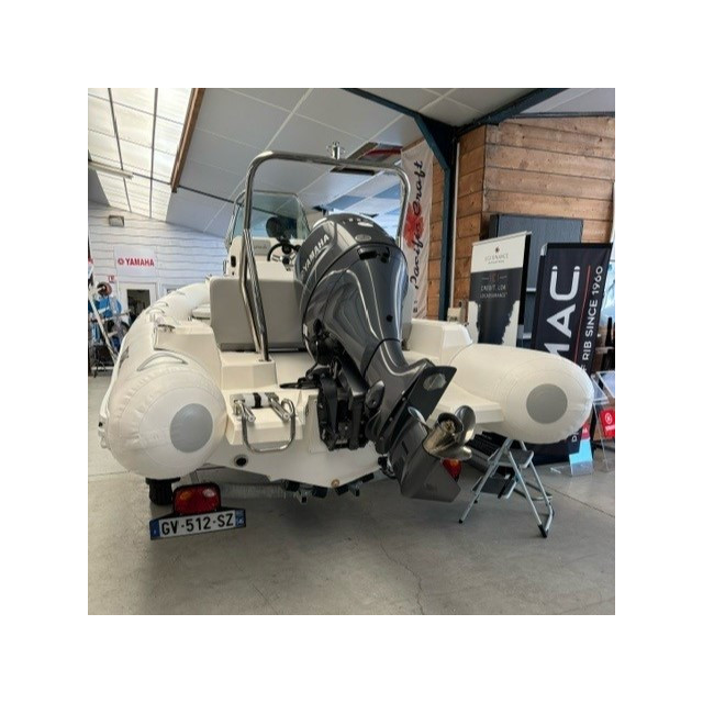 Purchase Zodiac Medline 5.8 Rear Seat Cover