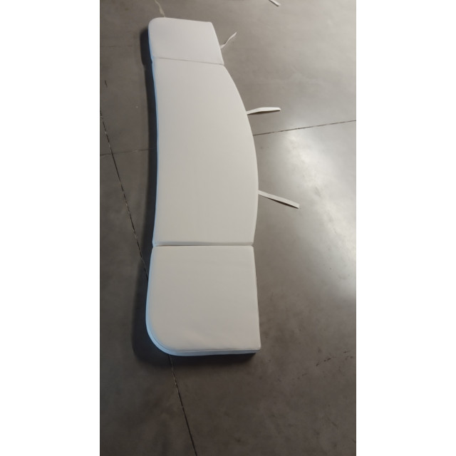 Purchase Bénéteau Ombrine 630 Seat Cushion