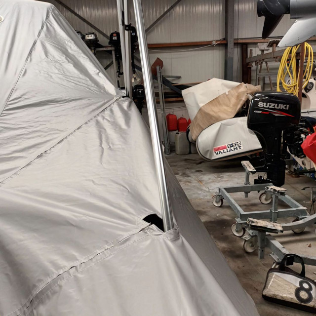 Purchase Winter cover for Bombard Sunrider 650