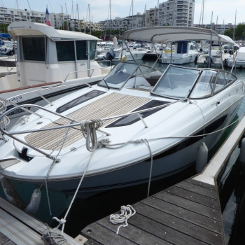 Purchase Flat cover for Jeanneau Cap Camarat 7.5 DC deck