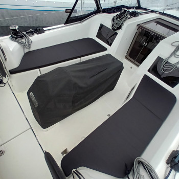 Purchase Jeanneau Sun Odyssey 410 cockpit cushions