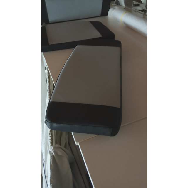 Purchase Rear Seat Cushion Narwhal HD 580