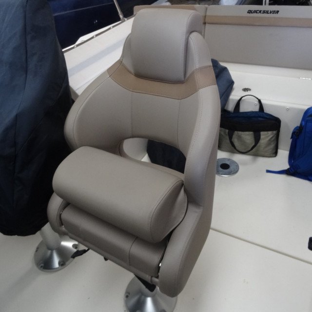 Purchase Pilot seat cover Quicksilver Activ 675 Open / Activ 605 / Activ ...