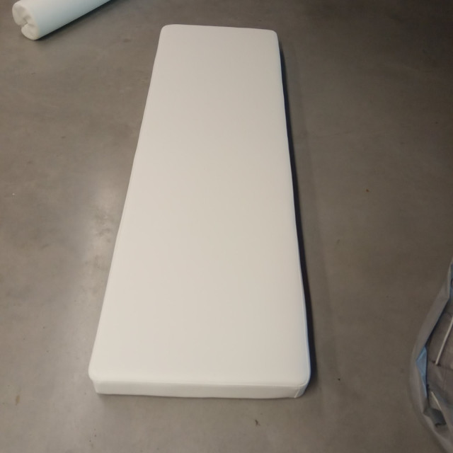 Achat Coussin Assise banquette arrière Jeanneau Cap Camarat 515 Style