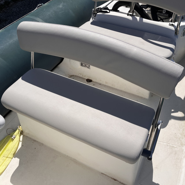 Purchase Pilot seat back cushion Bombard Explorer 640