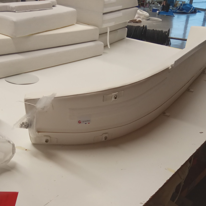 Purchase Bénéteau Backrest Cushion - Flyer 650 Open