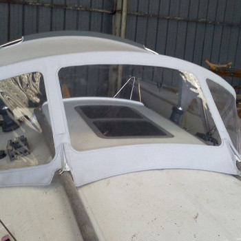 Purchase Spray Hood Bénéteau First 25.7 / First 25 after 1984