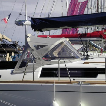 Purchase Spray Hood Dufour 380