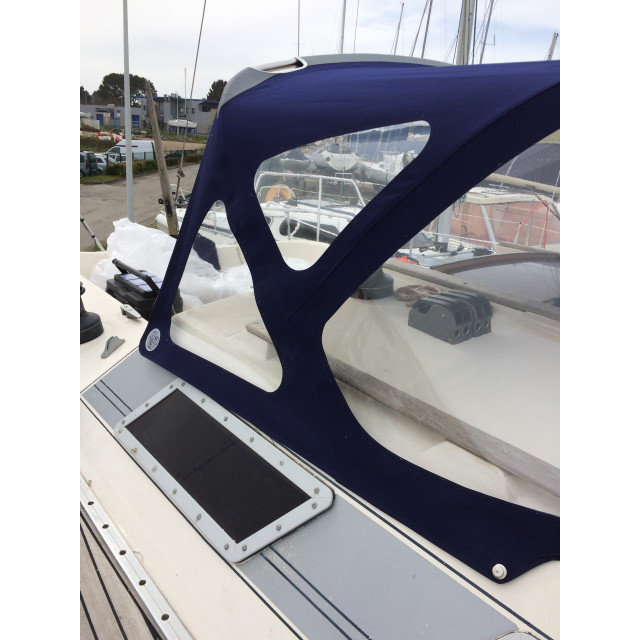 Purchase Spray Hood Jeanneau Sun Shine 38