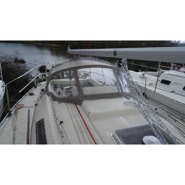 Purchase Spray Hood Bénéteau First 32