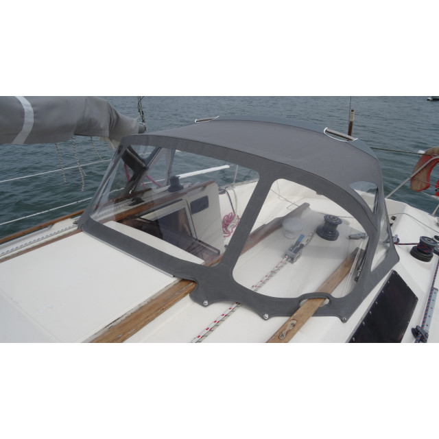 Purchase Spray Hood Jeanneau Arcadia