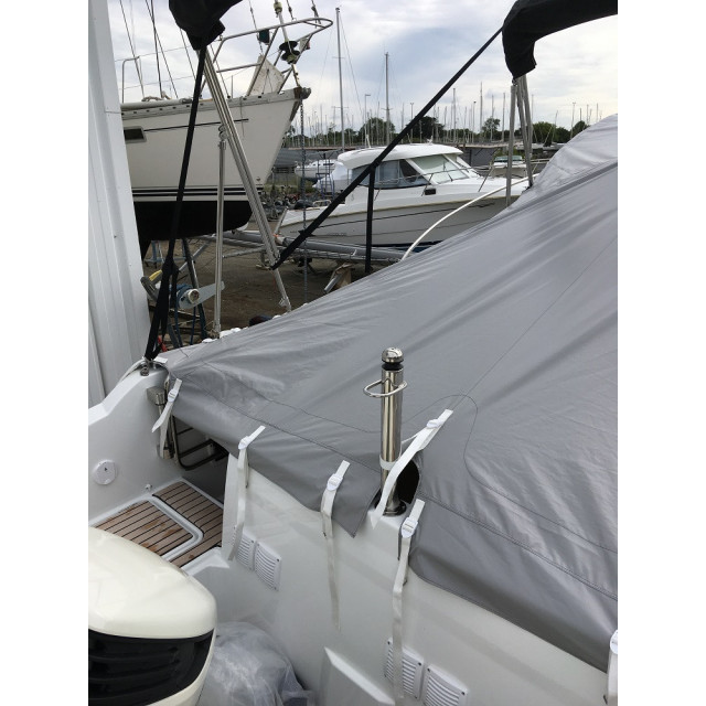 Purchase 3/4 Winter Cover for Cap Camarat 9.0 WA