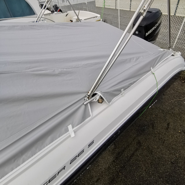 Purchase Flat roof Ranieri Voyager 26 S deck