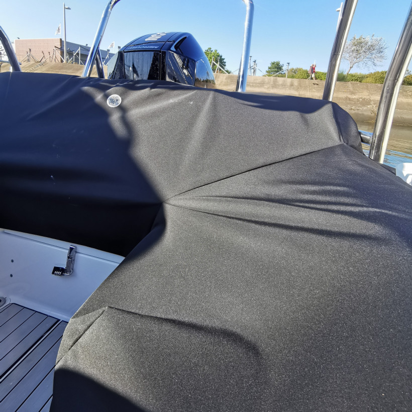 Purchase Zodiac Medline 6.8 Rear Seat Cover