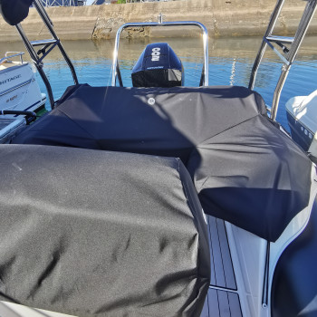 Purchase Zodiac Medline 6.8 Rear Seat Cover