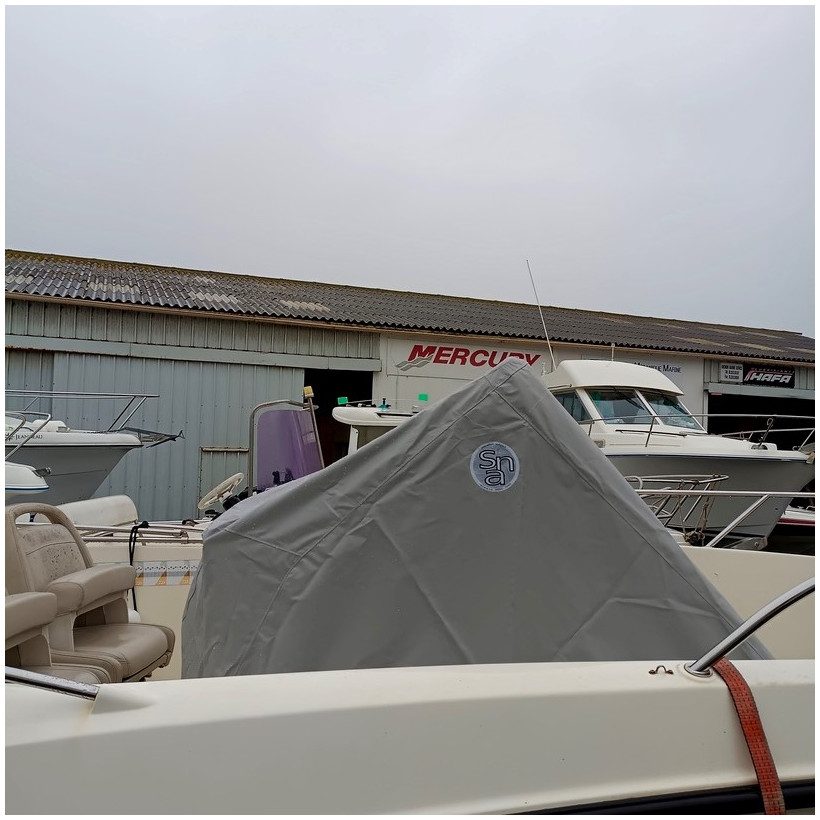 Purchase Quicksilver Activ 675 Open Console Cover