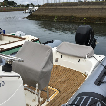 Purchase Rear bench cover Zodiac Pro 20 Man