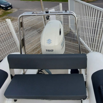 Purchase Pro Marine Manta 610 Rear Seat Cover