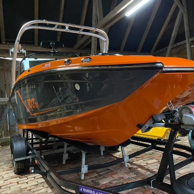 Purchase Bimini Top Mastercraft NXT20
